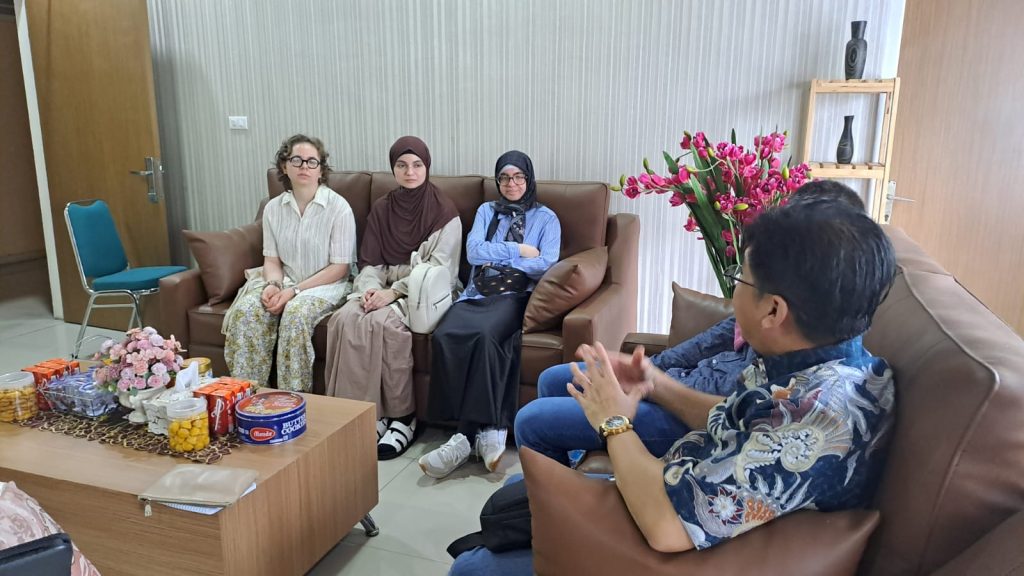 WhatsApp Image 2025-04-11 at 18.08.28